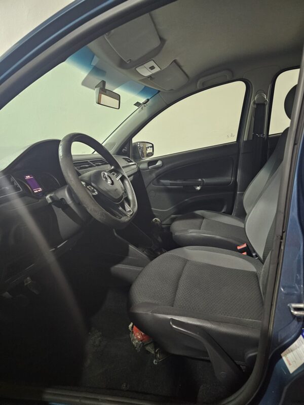 Volkswagen Gol - Image 17