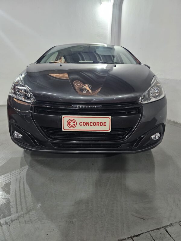 Peugeot 208 - Image 14