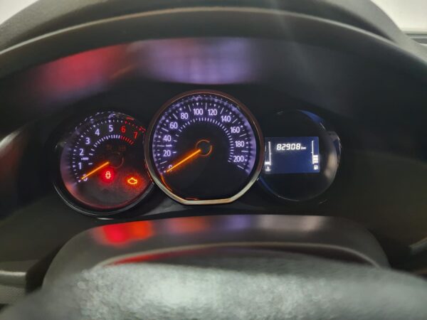 Renault Nueva - Image 4