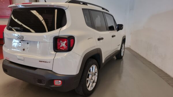 Jeep - Image 11