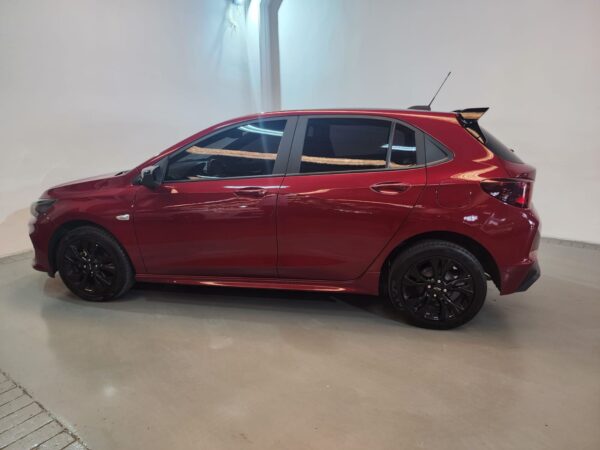 Chevrolet Onix - Image 6