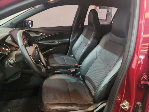 Chevrolet Onix - Image 5