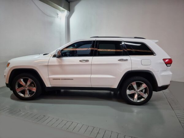 Jeep - Image 15