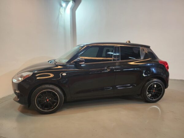 Suzuki Swift - Image 9