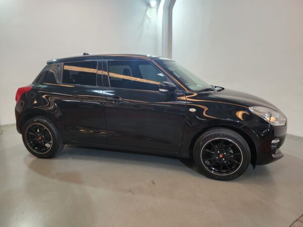 Suzuki Swift - Image 22