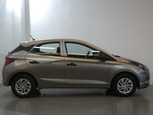 Hyundai HB20 - Image 18