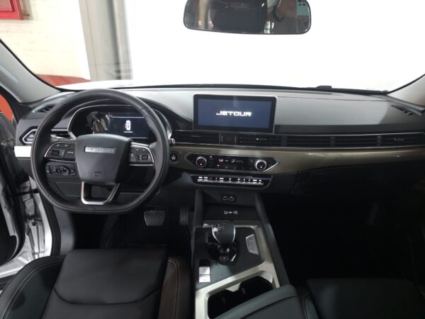 Jetour X70 - Image 9