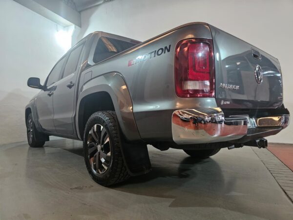Volkswagen Amarok - Image 24