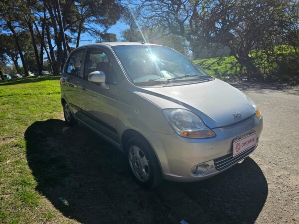 Chevrolet Spark LT - Image 2