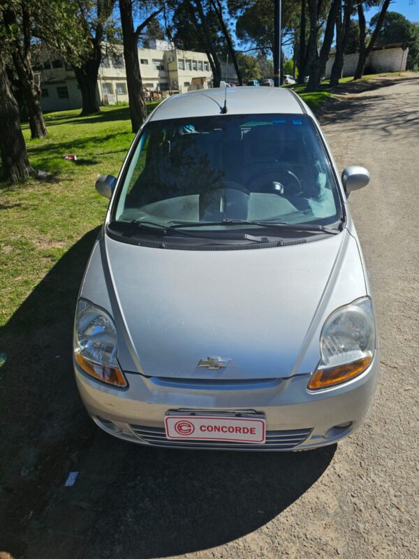 Chevrolet Spark LT - Image 5
