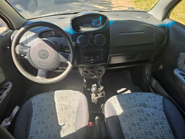 Chevrolet Spark LT - Image 19