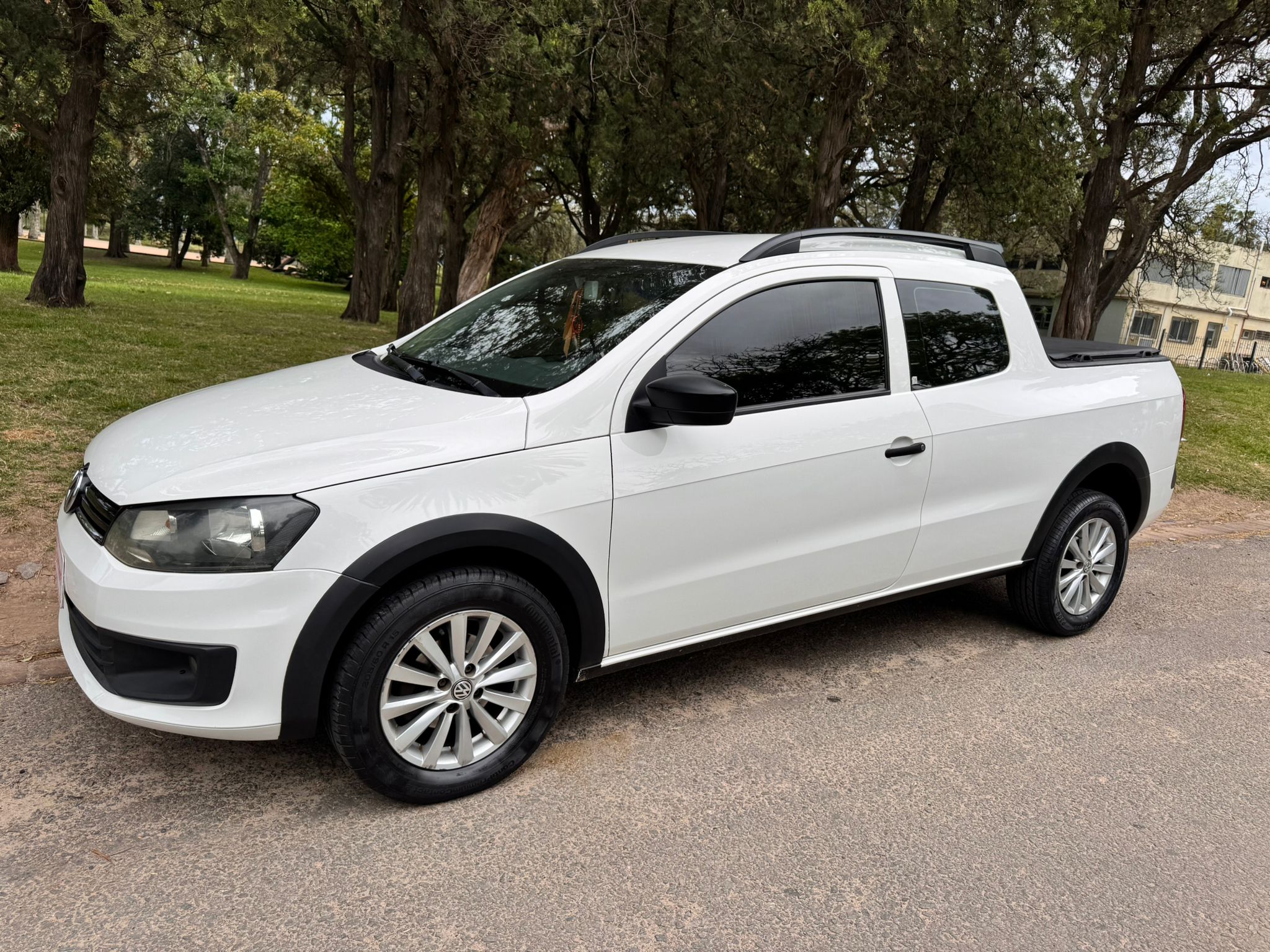 Volkswagen Saveiro DC Trendline - Image 4