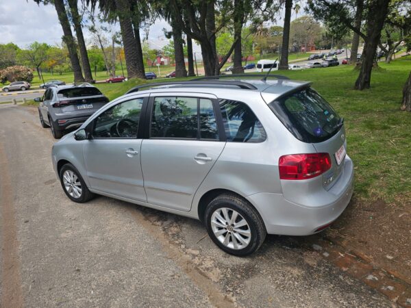 Volkswagen Suran - Image 13