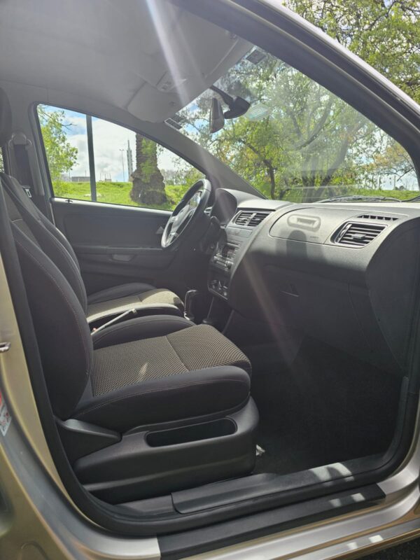 Volkswagen Suran - Image 20