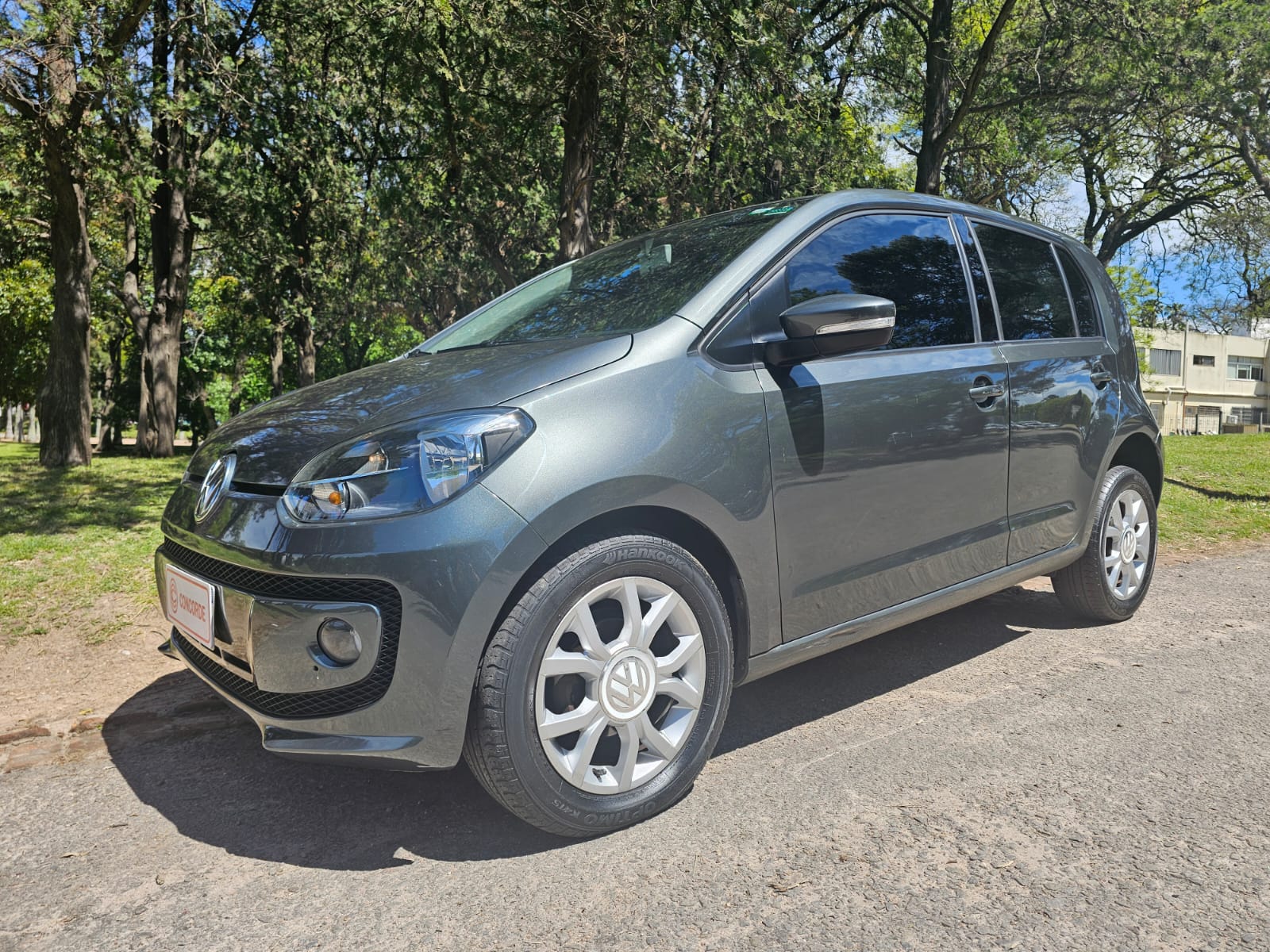 Volkswagen Up! 1.0 High Up! - Image 15
