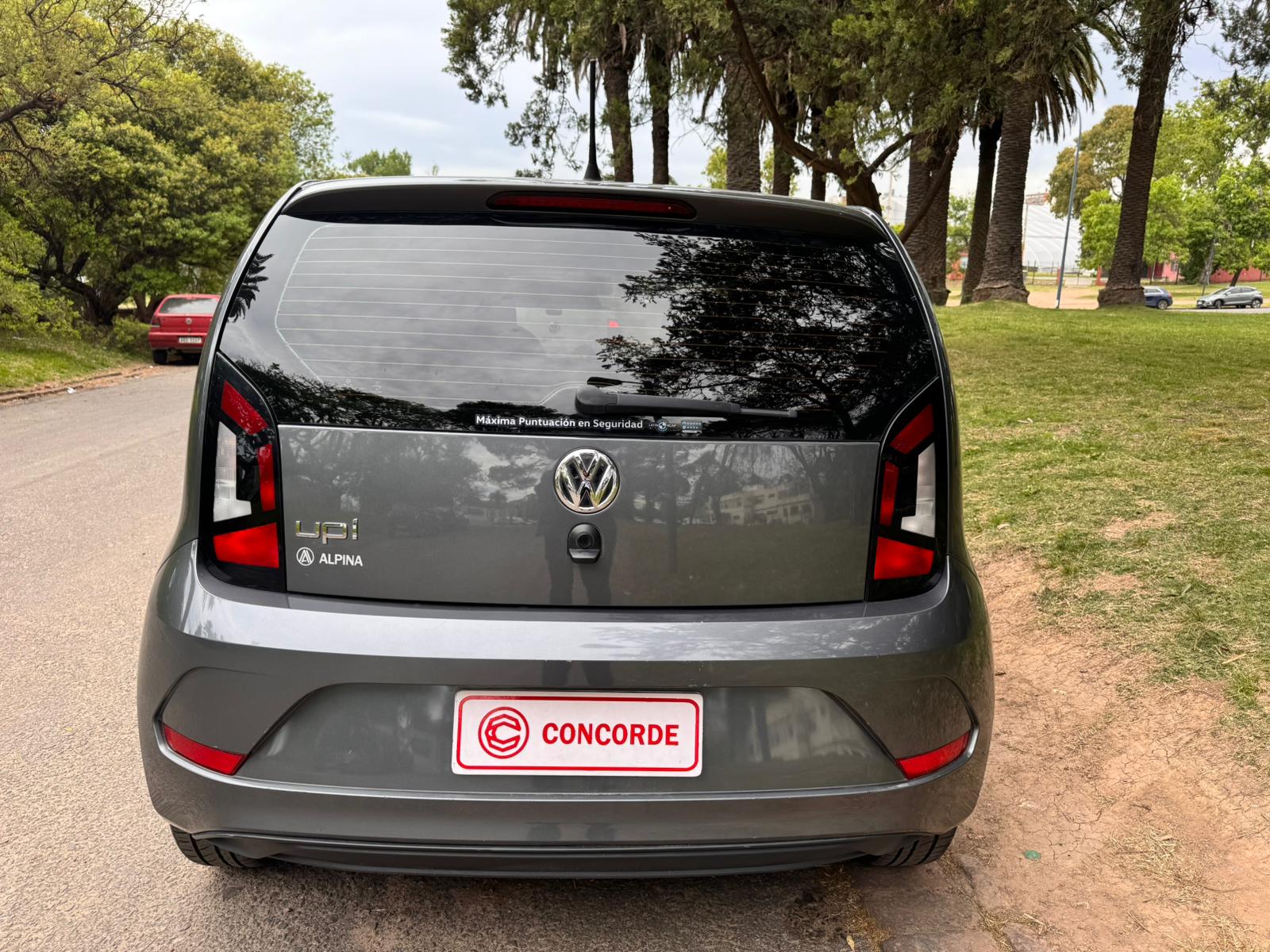 Volkswagen Up! 1.0 Move Up! - Image 12