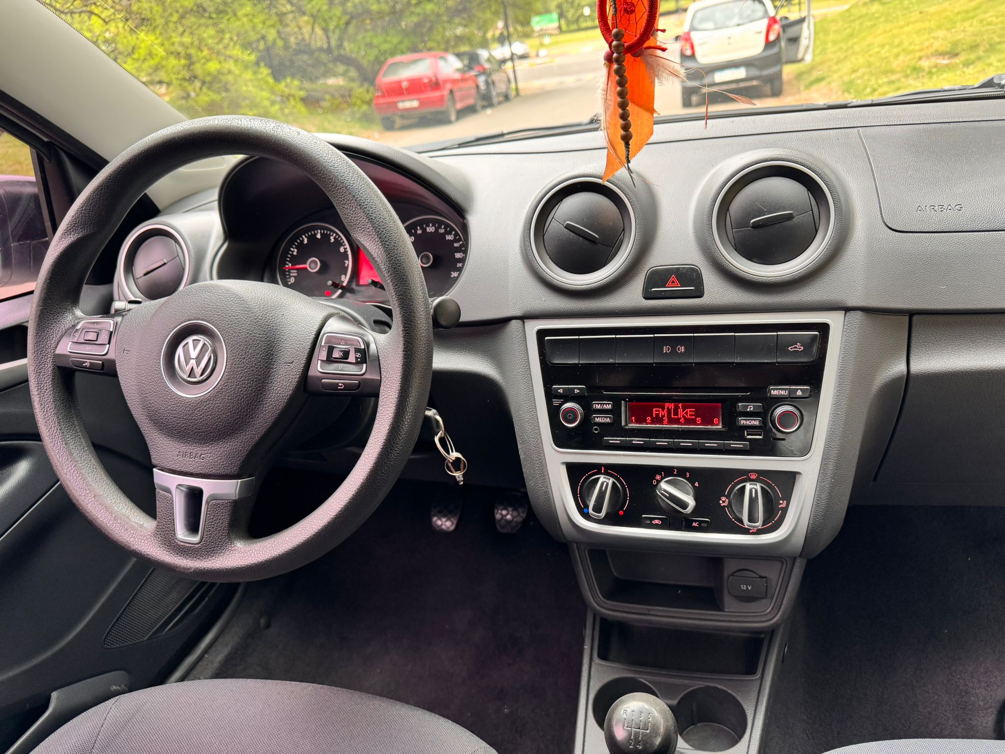 Volkswagen Saveiro DC Trendline - Image 16