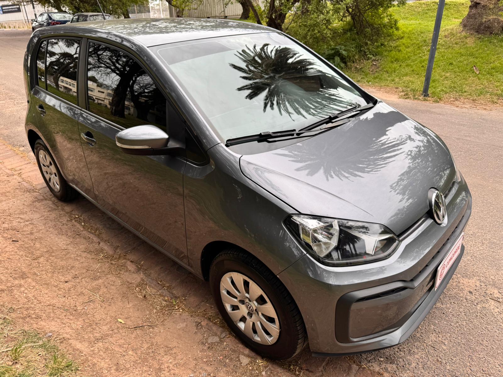 Volkswagen Up! 1.0 Move Up! - Image 17